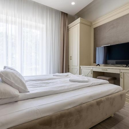Degenfeld Kastély Tóparti Vendégház Teglas Esterno foto